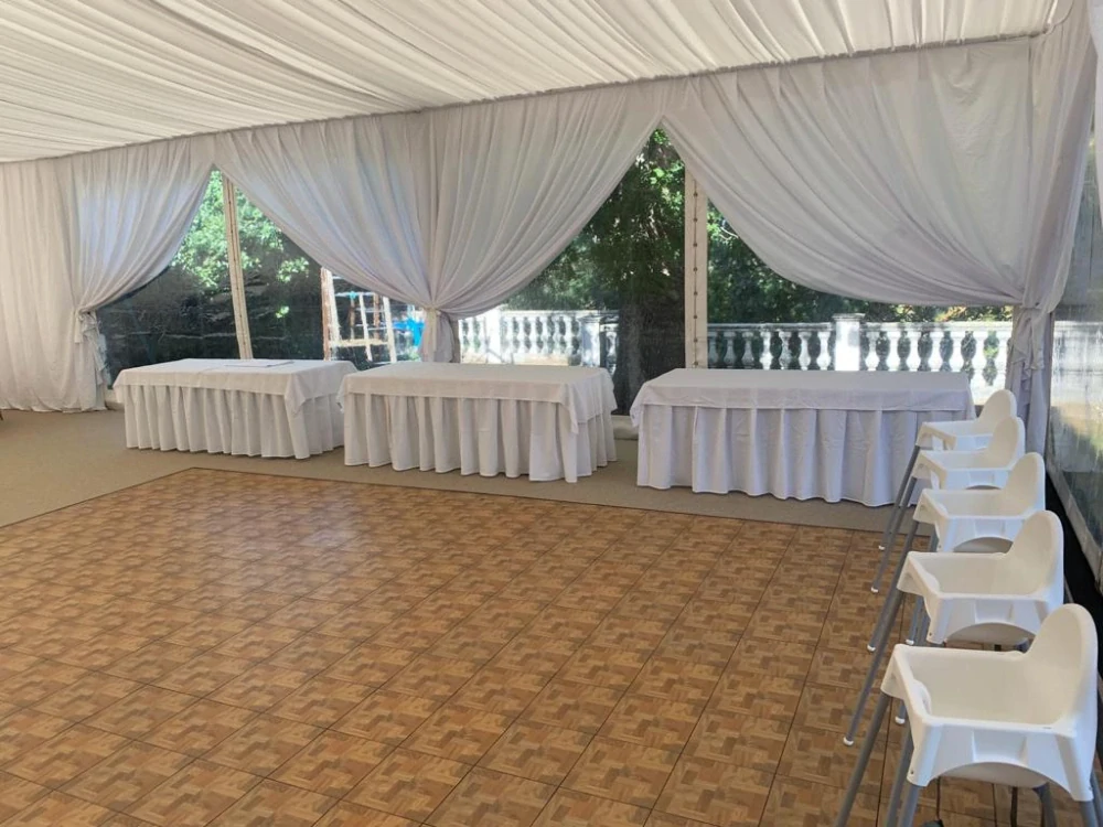 Tanečný parket PVC hnedý