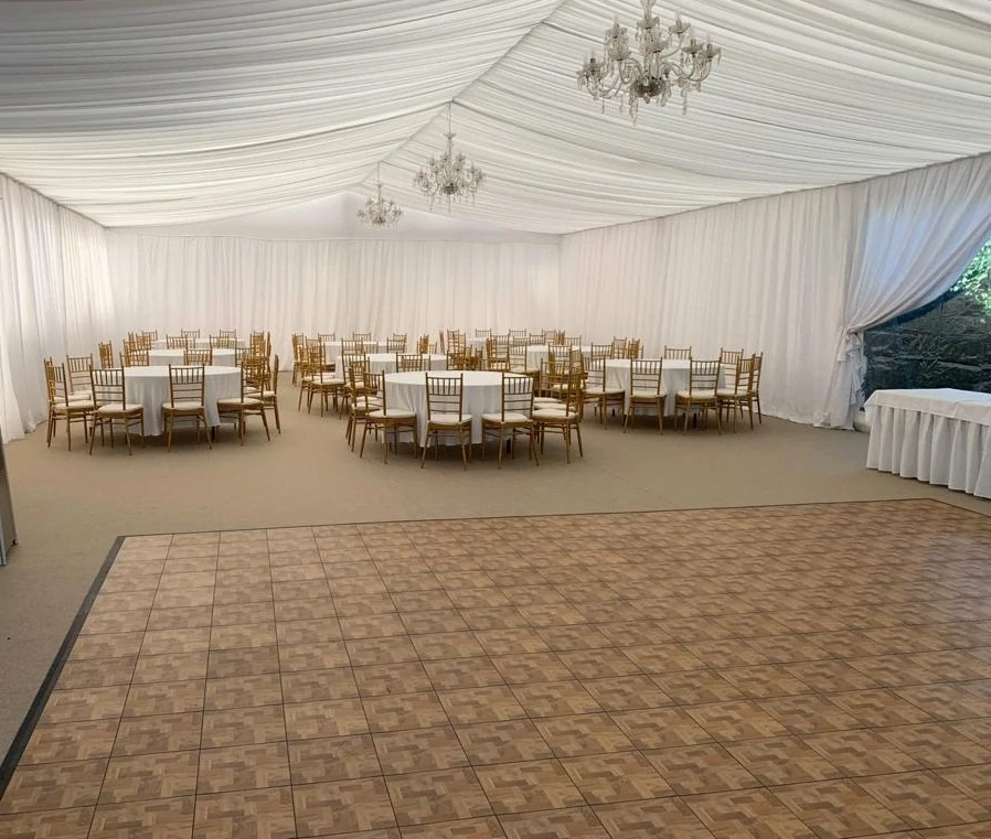 Tanečný parket PVC hnedý