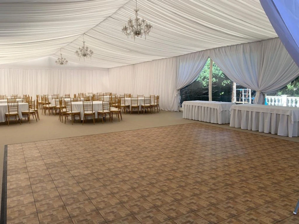 Tanečný parket PVC hnedý