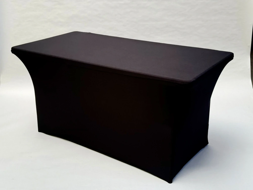 Stôl Marek s elastickým návlekom