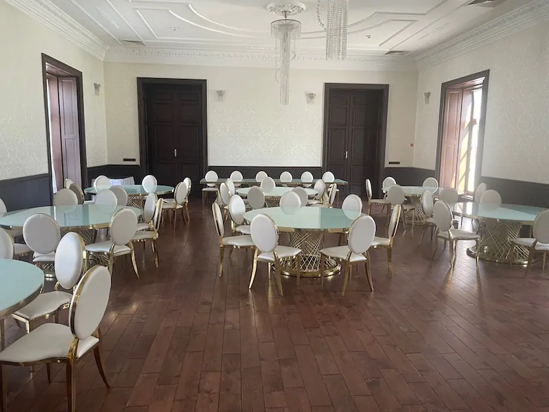 Stôl banketový DIOR