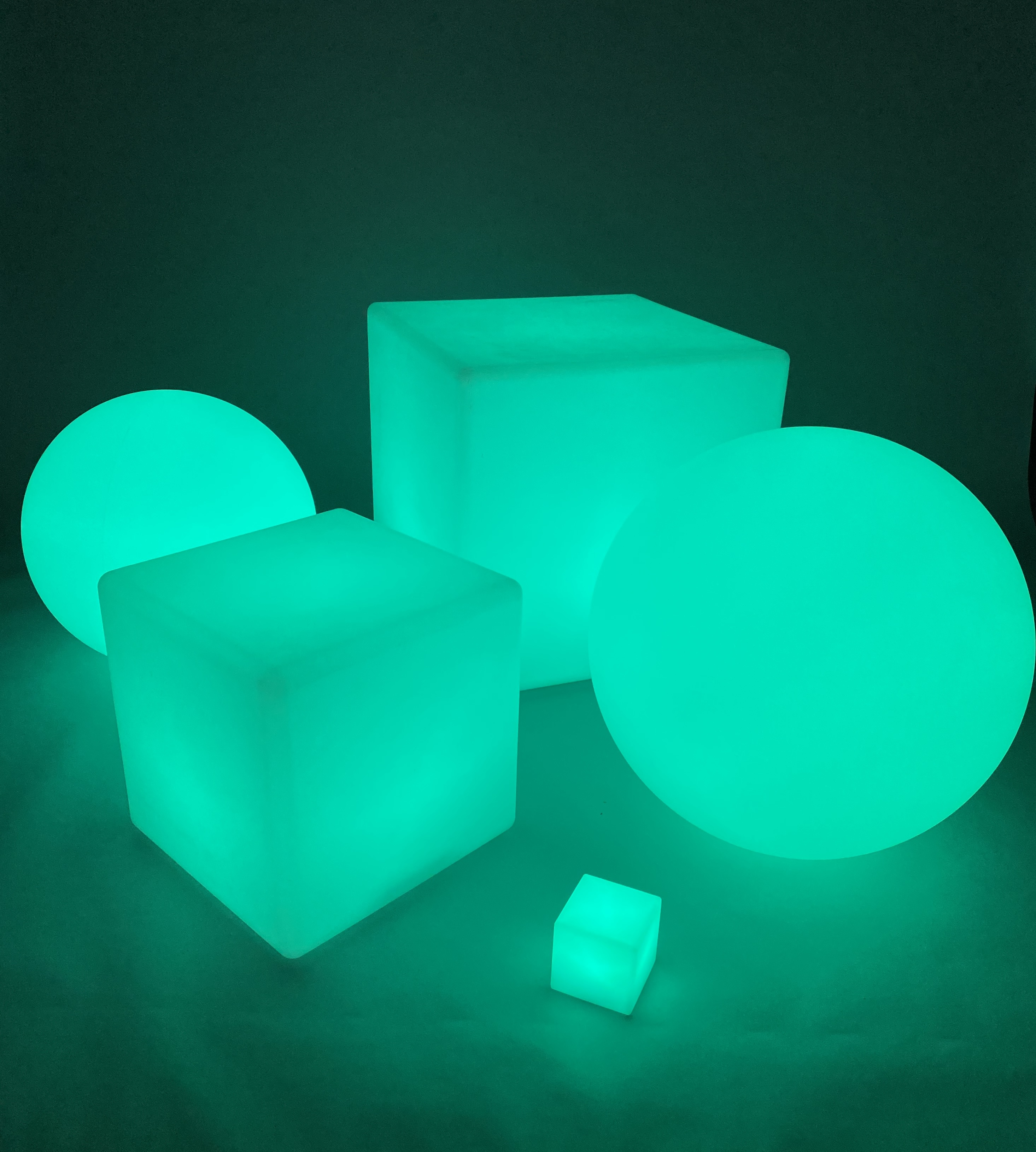 Kocka dekoračná LED - 10 x 10 cm